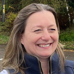 Photo of Julia Peill