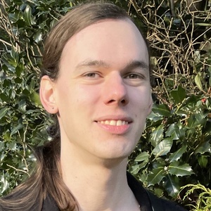 Photo of Phoebe Gill