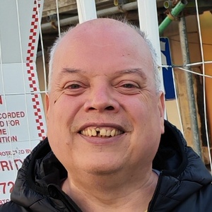 Photo of Simon Allen Hugh Jones